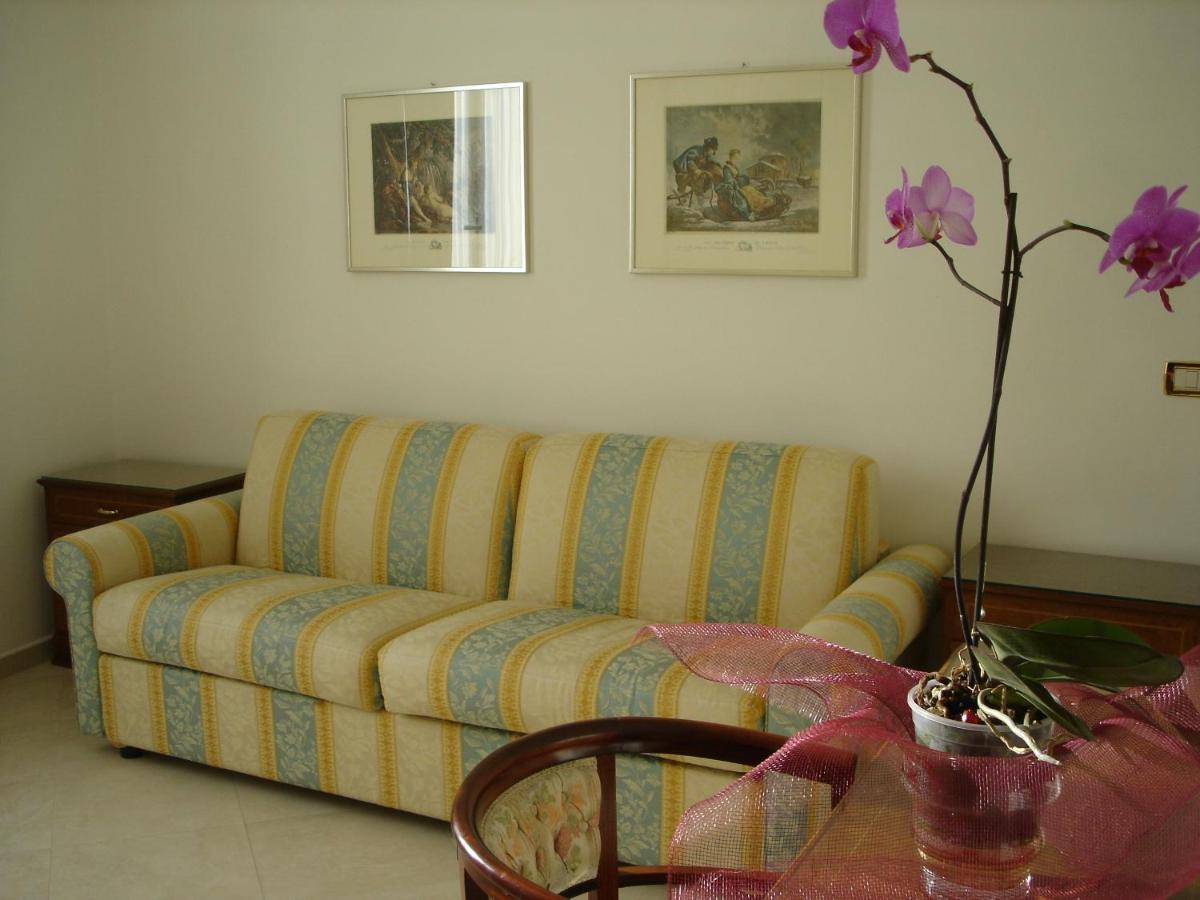 Genovese Villa Elena Residence Varazze Esterno foto